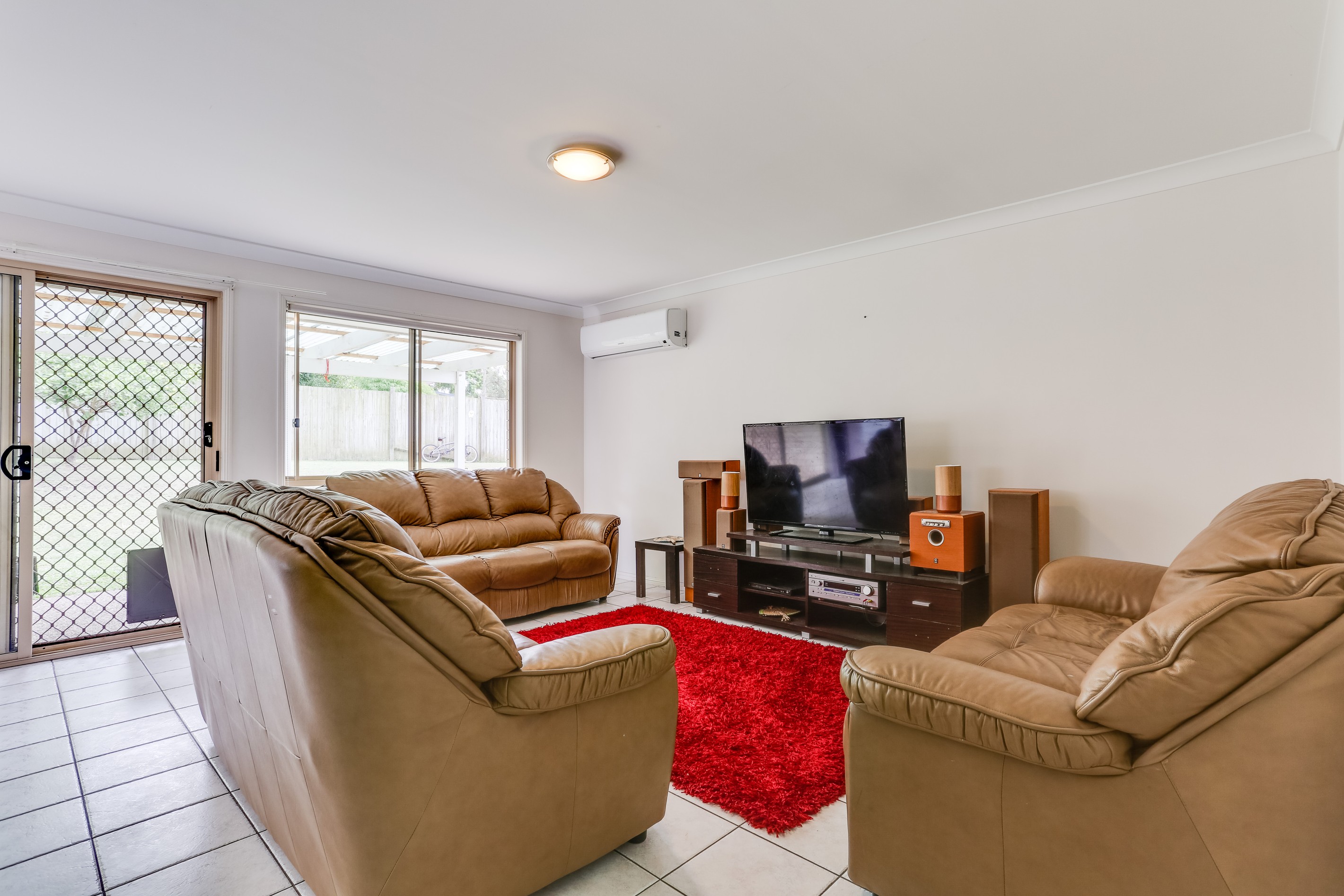 8 Lyrebird Close, Doolandella, QLD 4077