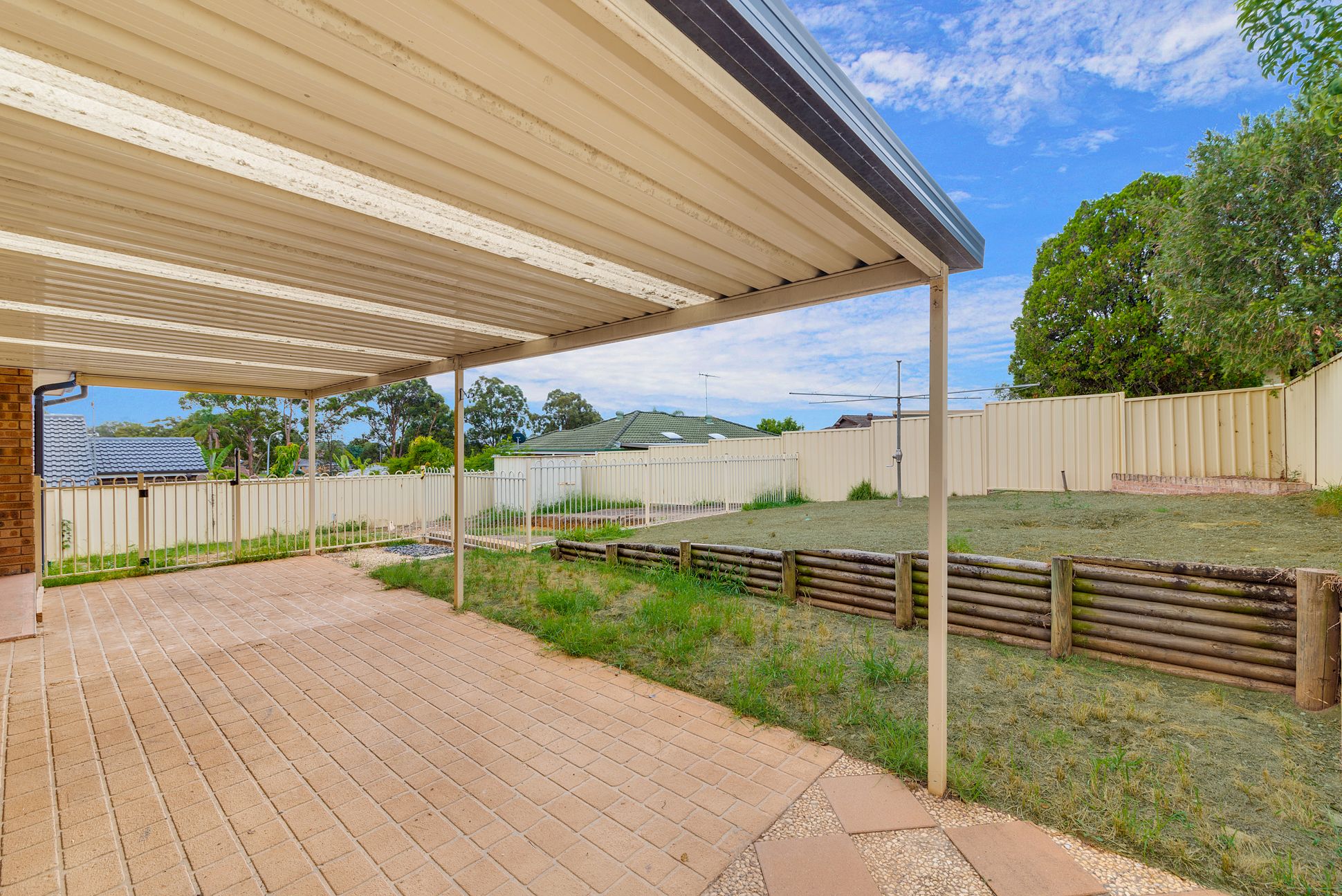4 Dewrang Avenue, Bradbury, NSW 2560