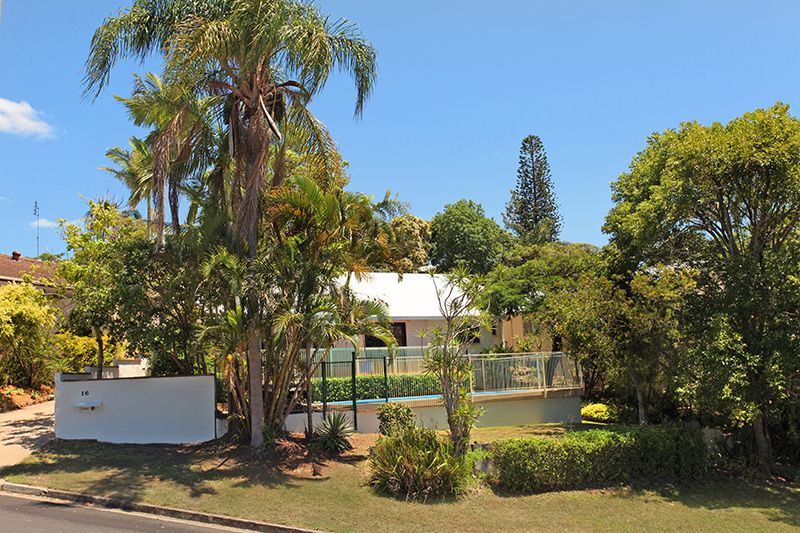 16 Hilltop Crescent, Maroochydore, QLD 4558