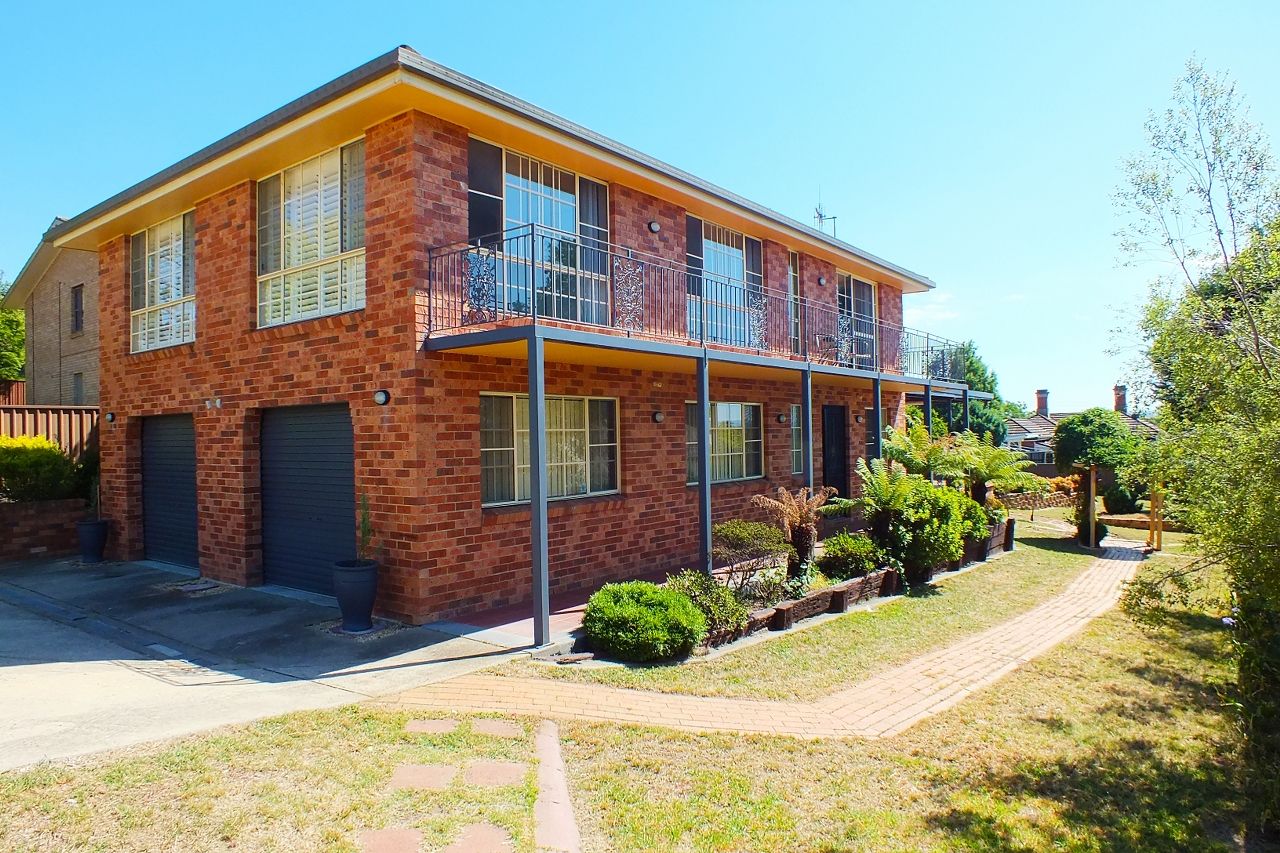 12 Gunning Street