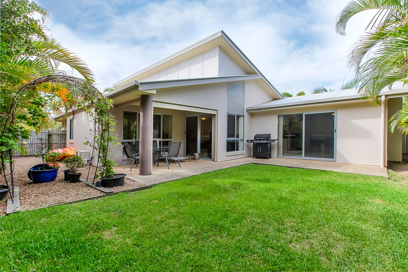 17 Sauger Court, Mountain Creek QLD 4557