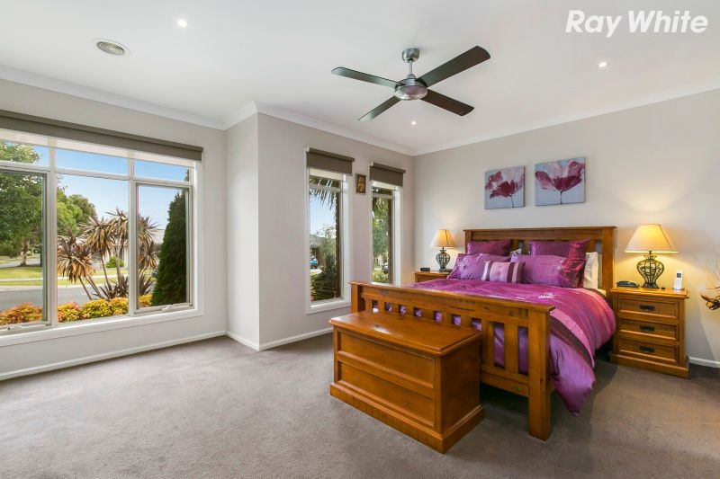 75 Leigh Drive, Pakenham, VIC 3810