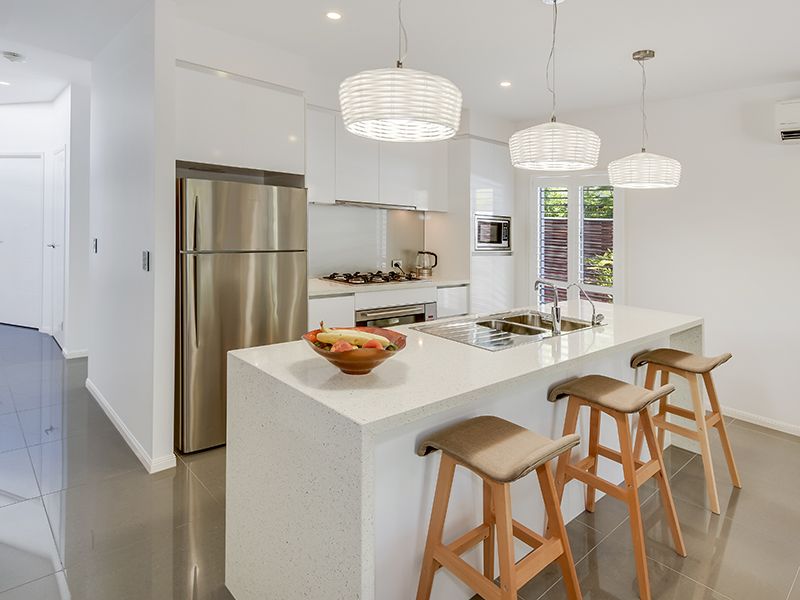 6 Sweep Court, Birtinya, QLD 4575