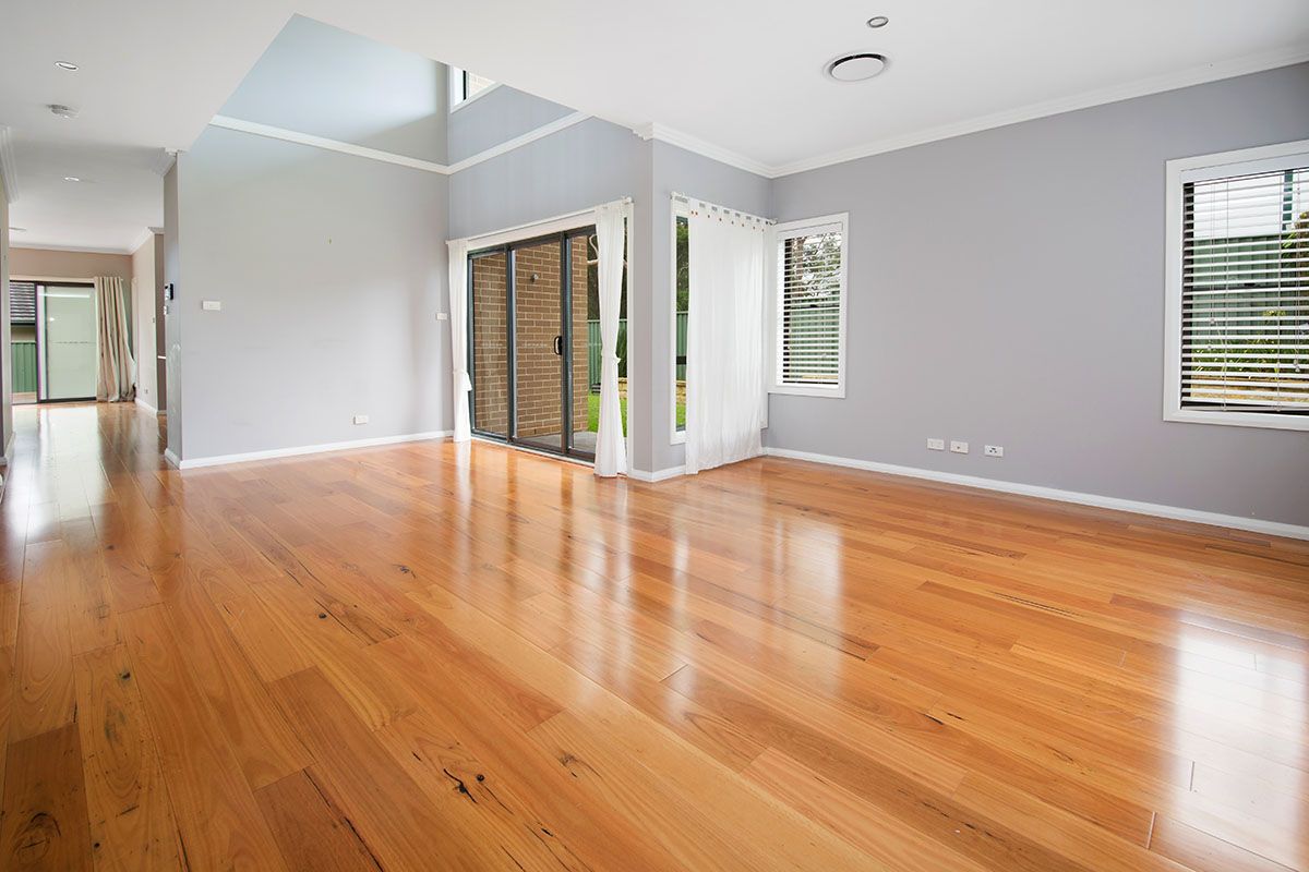 15 Nicolson Circuit, Menai, NSW 2234