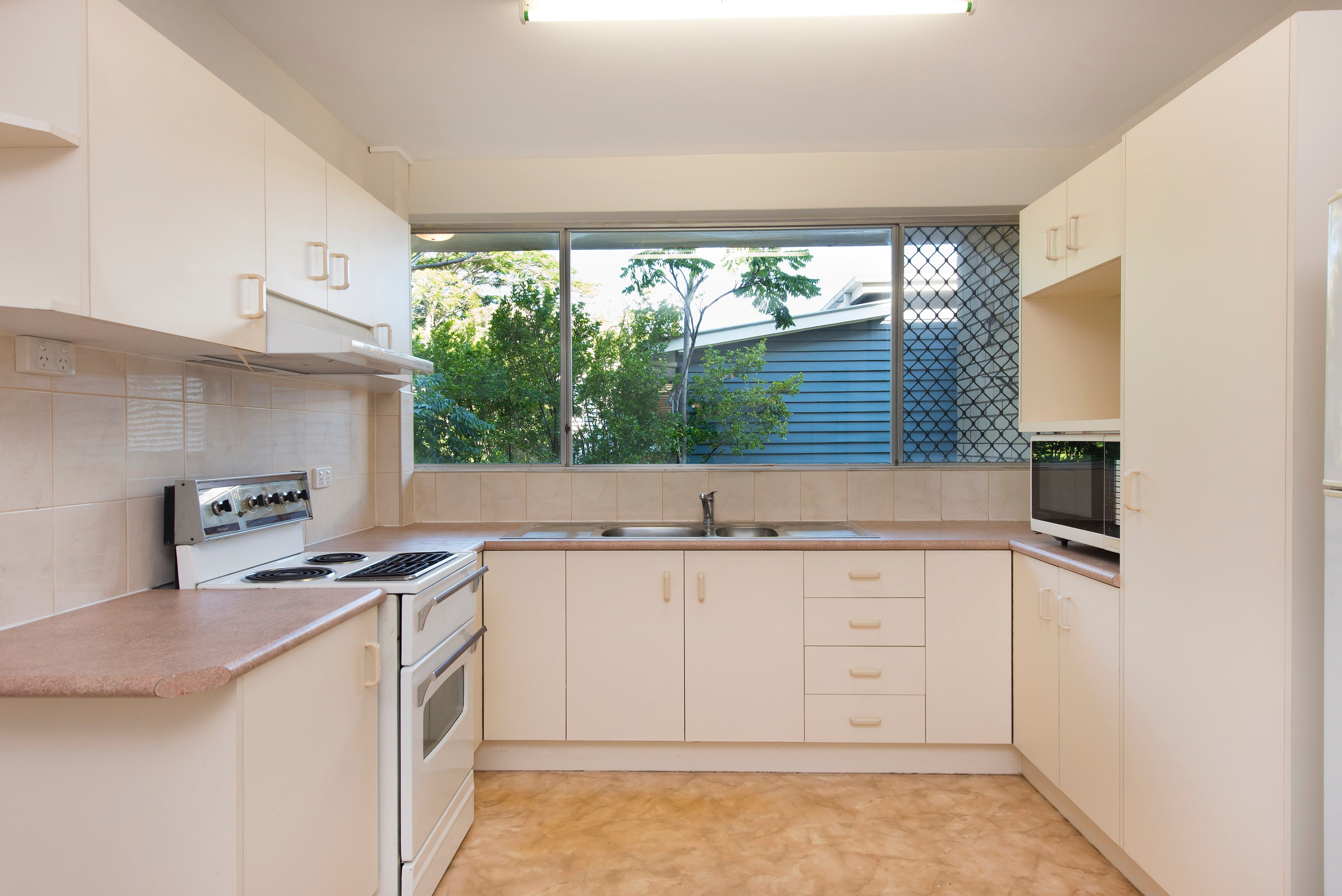 2/111 Glenalva Terrace, Enoggera, QLD 4051