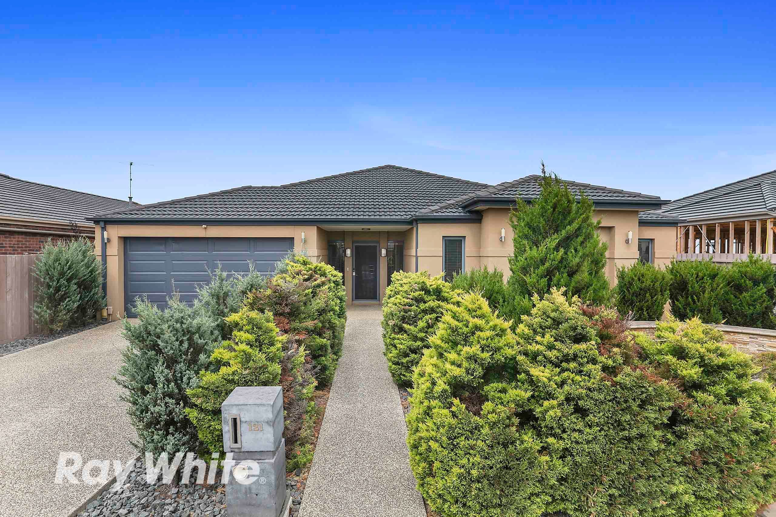 121 Rossack Drive, Grovedale, VIC 3216