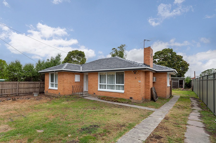 8 Coral Court, Craigieburn, VIC 3064