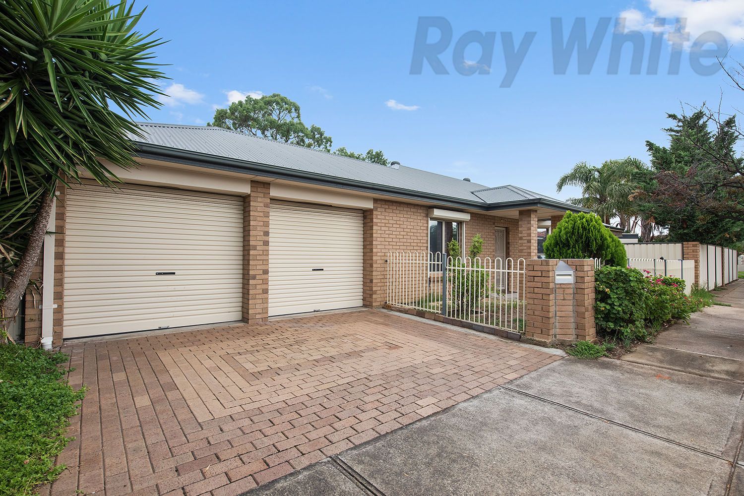 1 Whimpress Court, Findon, SA 5023