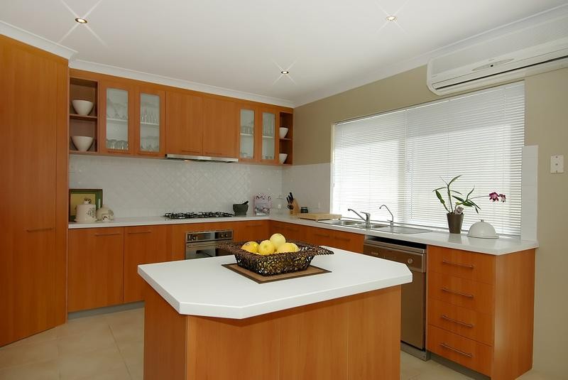 24 Worner Crescent, Karrinyup, WA 6018
