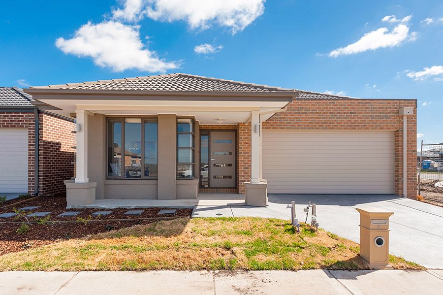 4 Kangaroo Road, Craigieburn VIC 3064