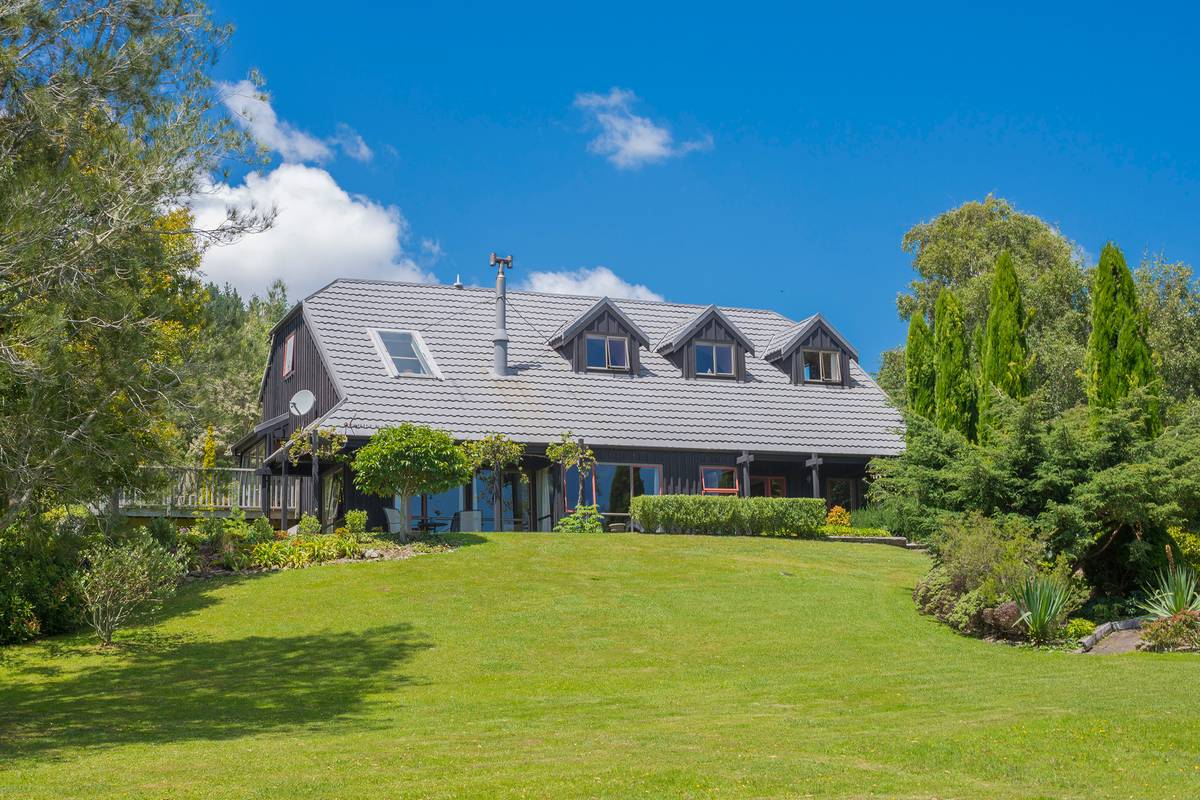 274 Paekakariki Hill Road, Pauatahanui, Porirua City Real Estate Ray White New Zealand