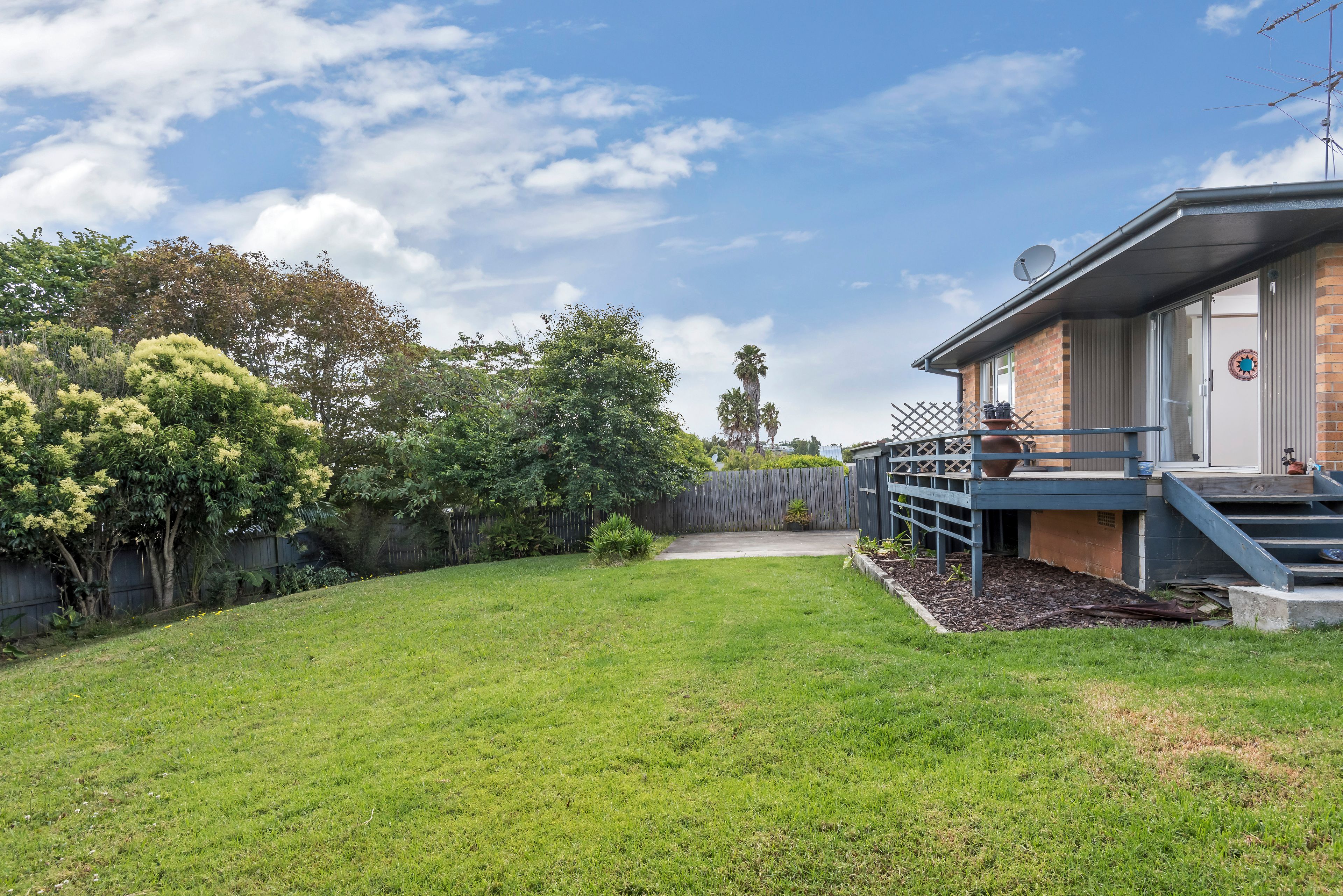 2/23 Pegler Drive, Howick, Manukau City