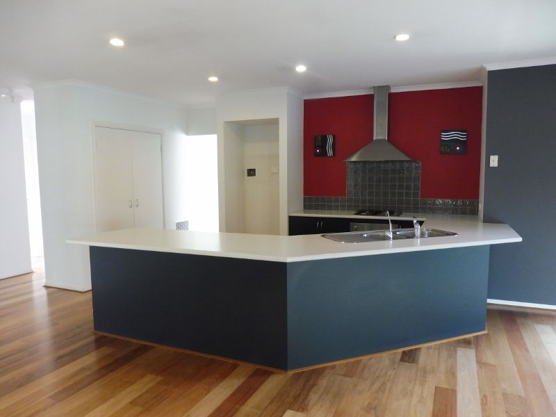 12 Horsham Drive, Cranbourne East, VIC 3977