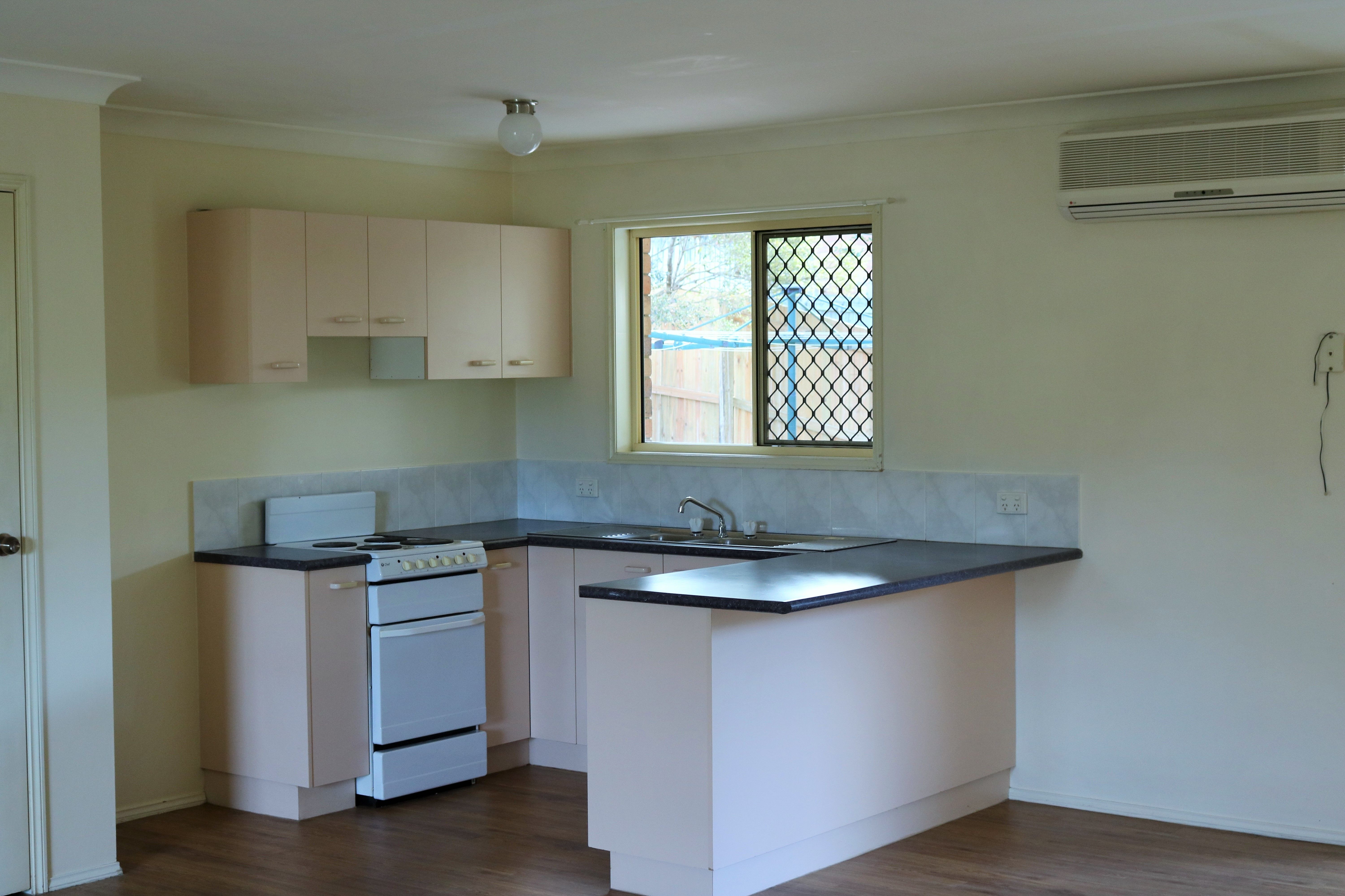 1 Louise Court, Silkstone, QLD 4304