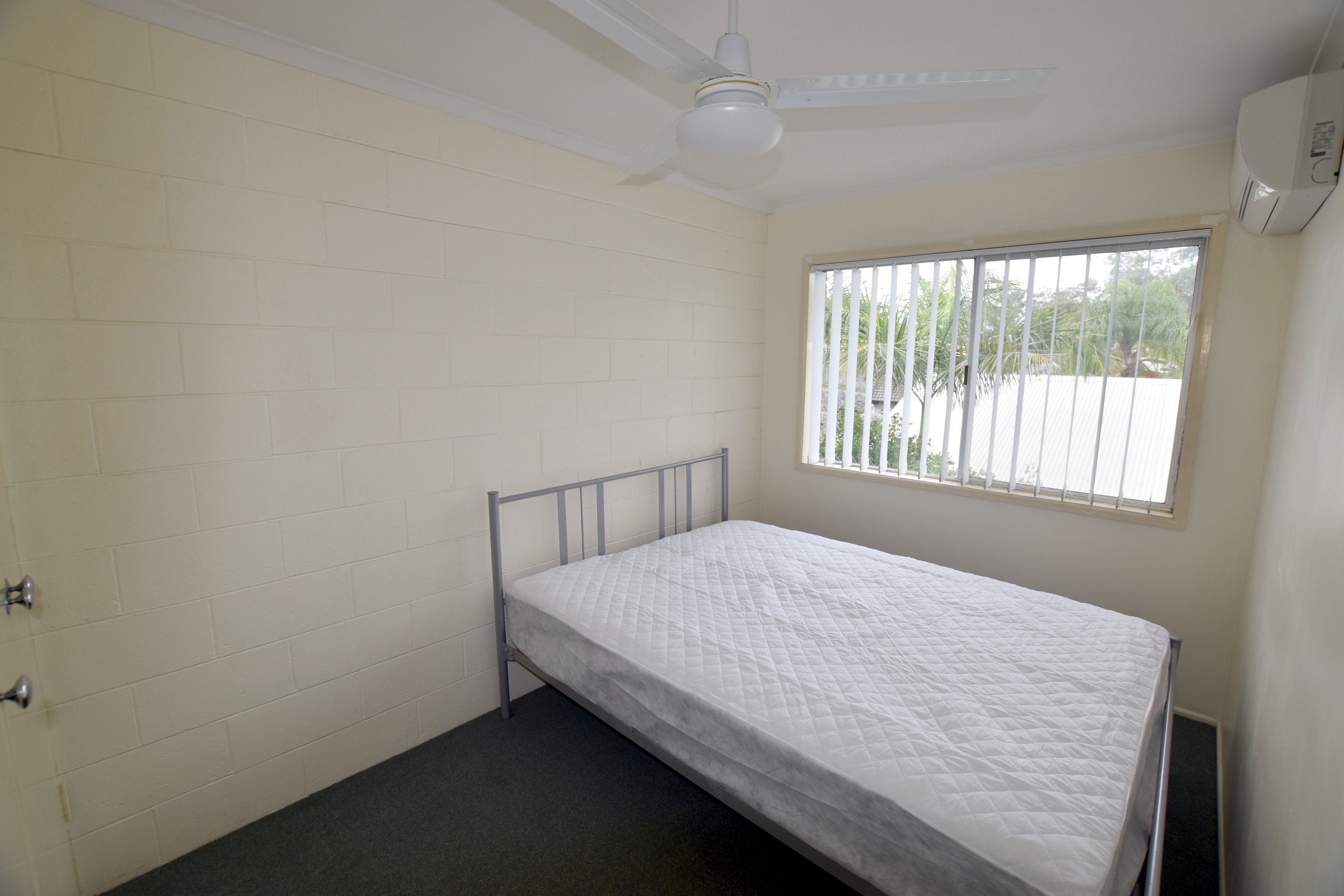 3/4 Lamington Drive, South Gladstone, QLD 4680