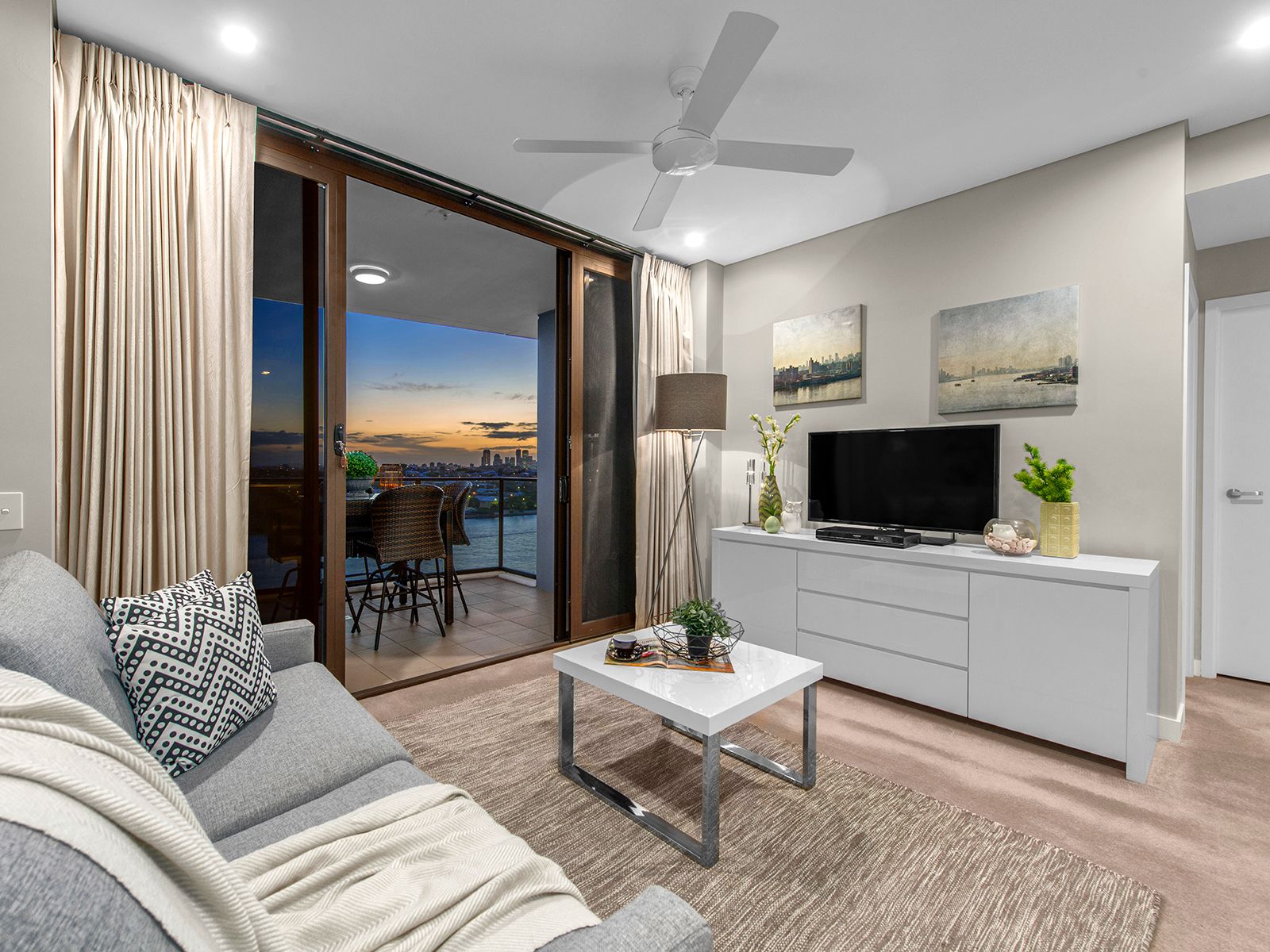 21104/37D Harbour Road, Hamilton, QLD 4007