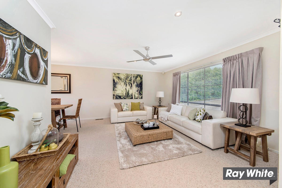 18 Carr Crescent, Wanniassa, ACT 2903