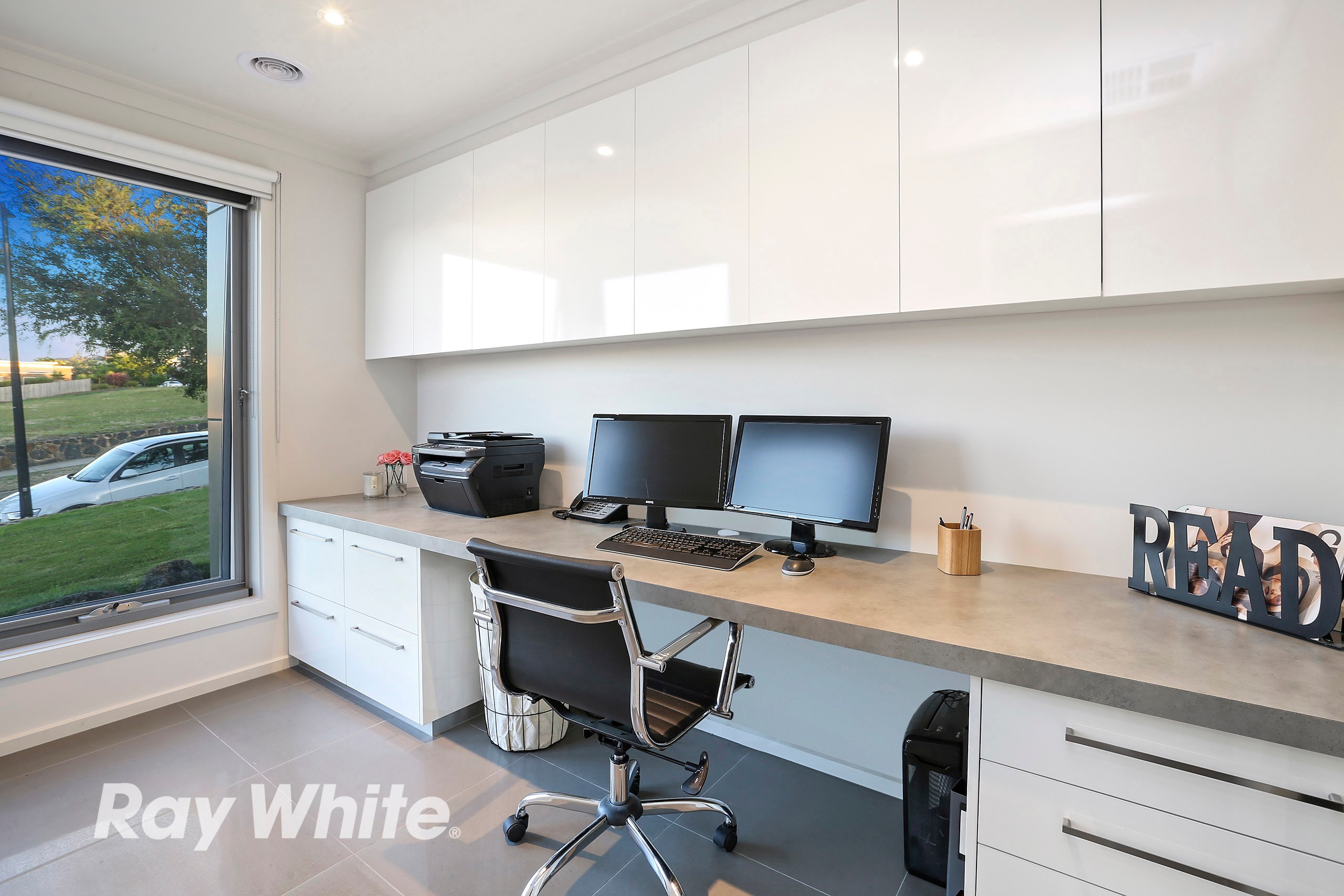 6 Avondale Avenue, Highton, VIC 3216