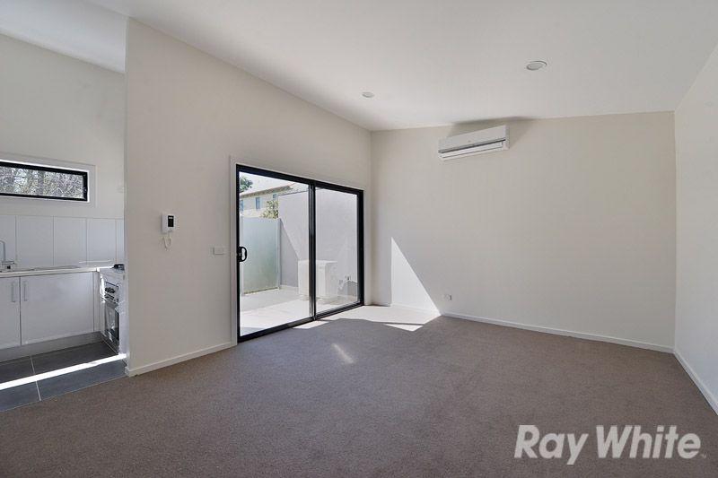 11/2 Woodvale Road, Boronia, VIC 3155