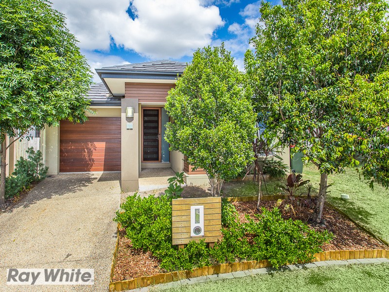 27 Lytham Circuit, North Lakes, QLD 4509