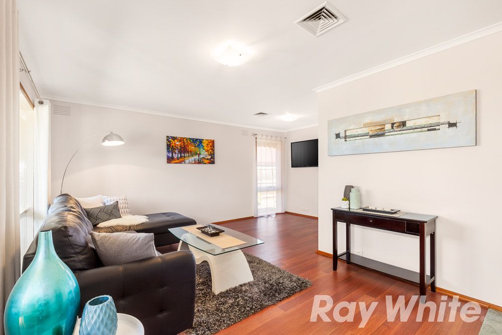 12 Streeton Circuit, Mill Park, VIC 3082