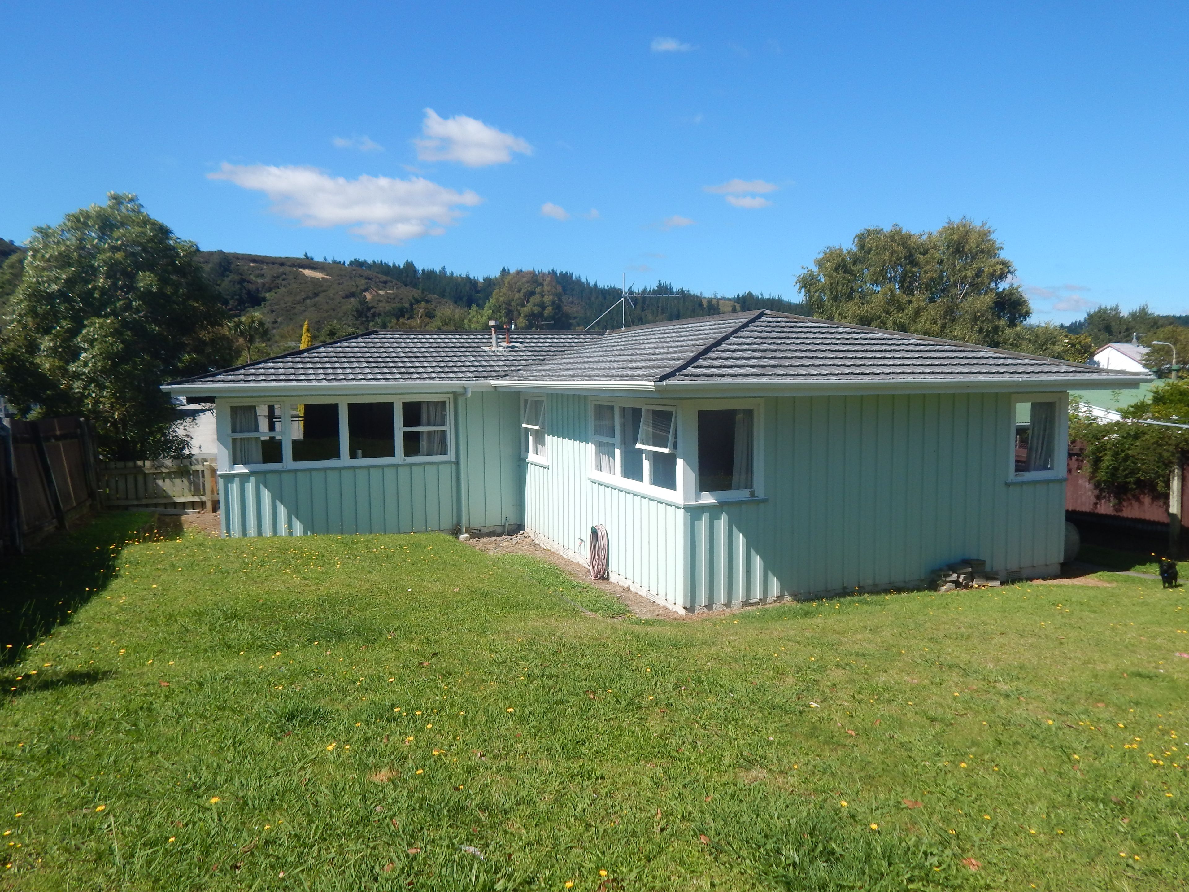 44 Blueberry Grove, Timberlea, Upper Hutt City