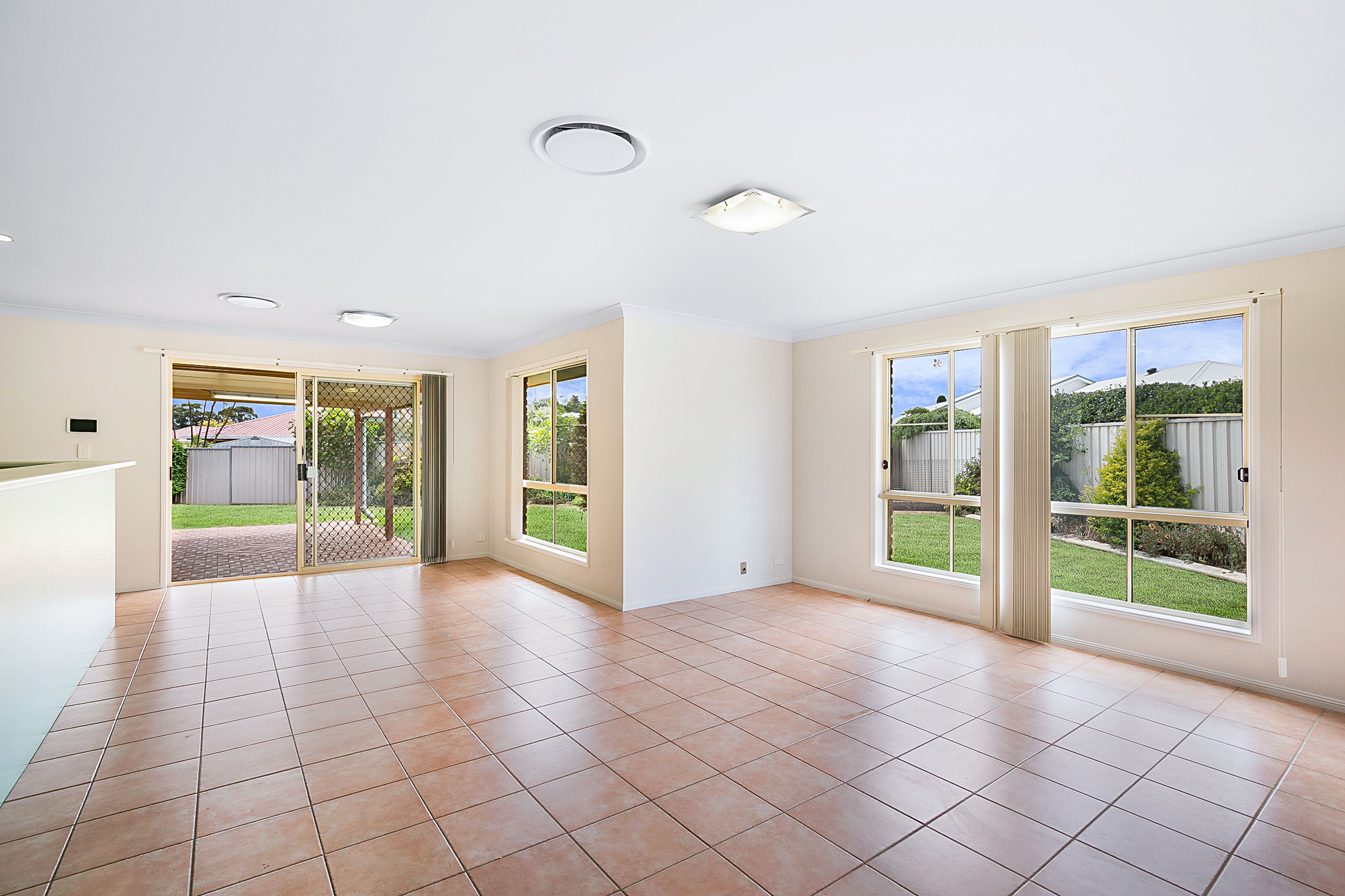 3 Dahlia Court, Middle Ridge, QLD 4350