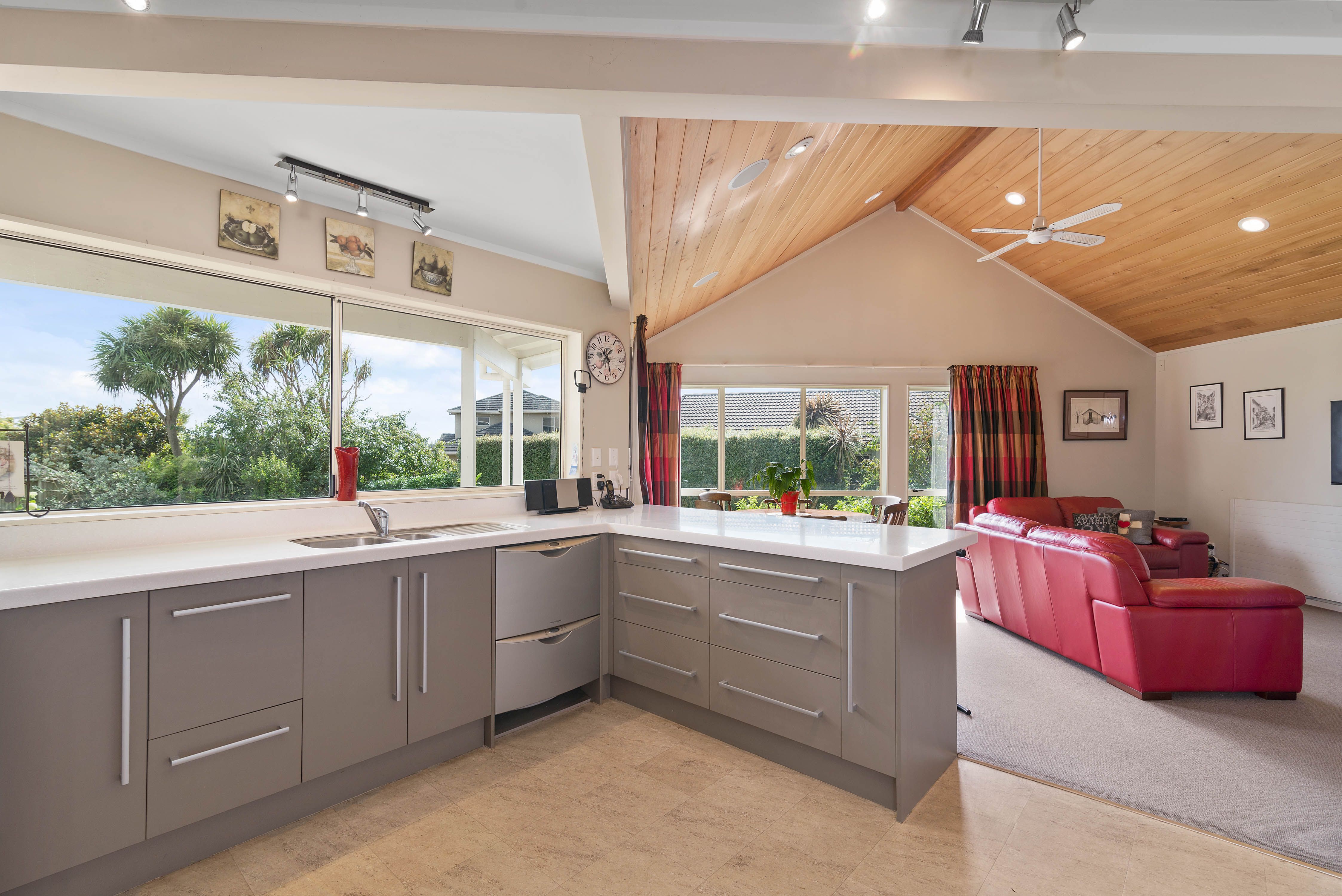 82 Basley Road, Owhata, Rotorua District