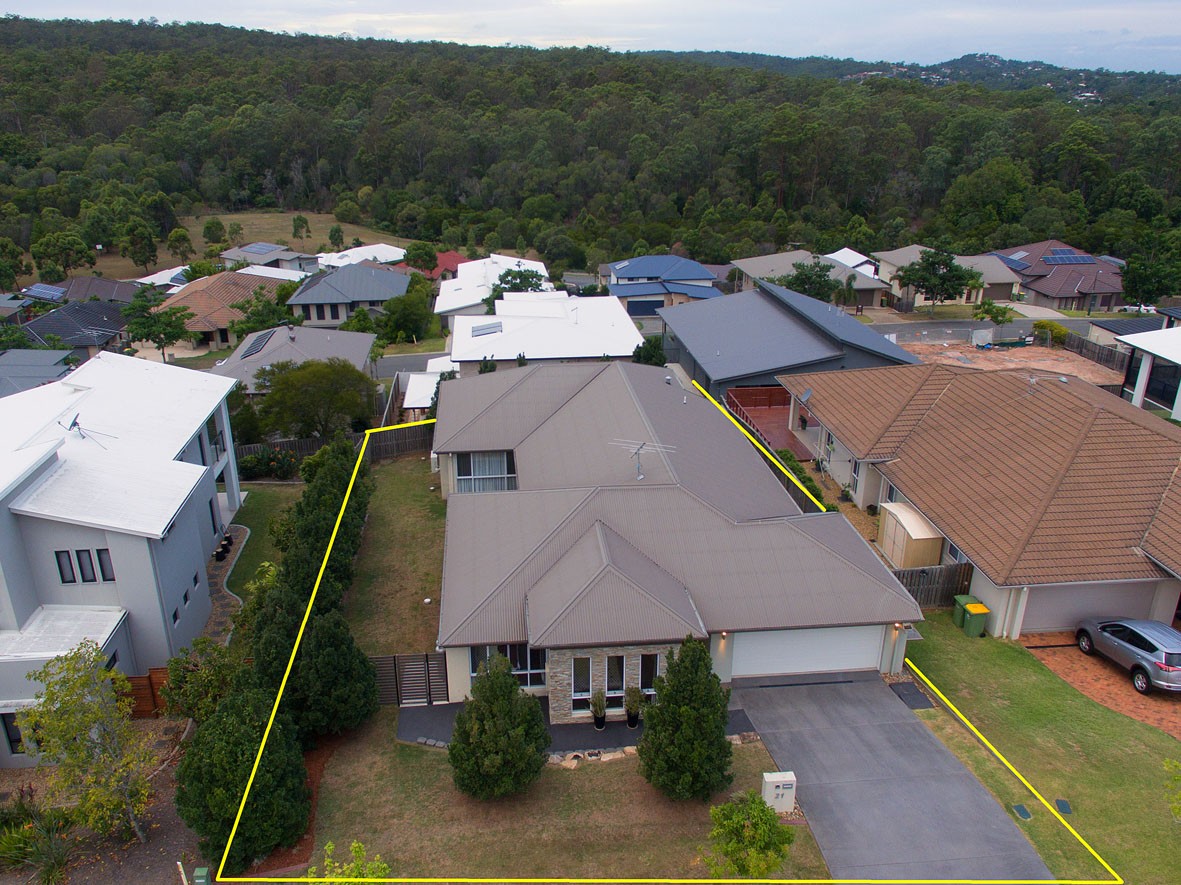 21 Dennis Vale Drive, Daisy Hill, QLD 4127