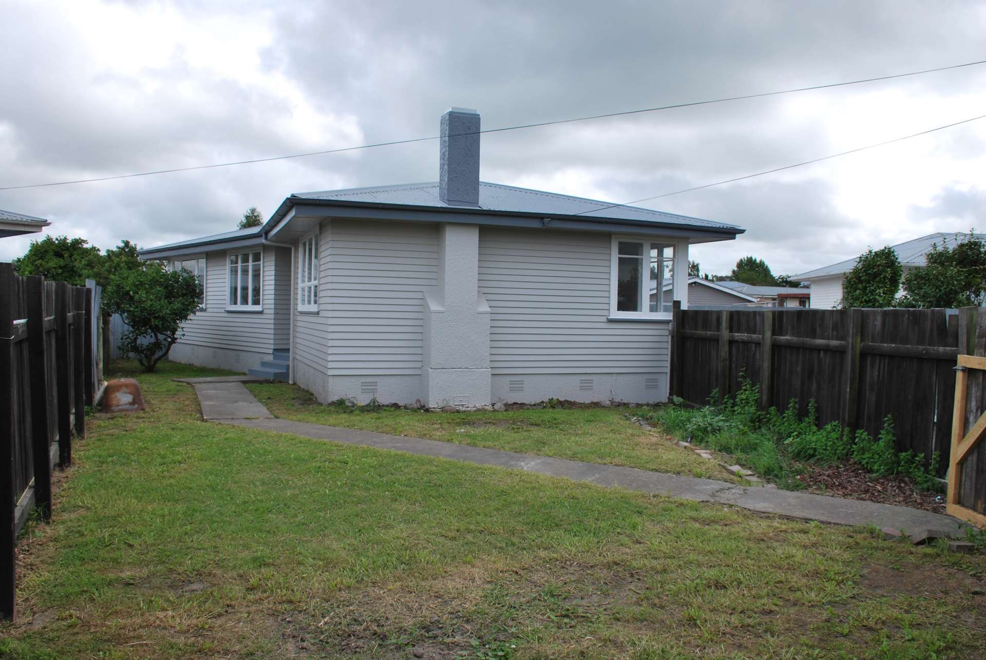 405 Huia Place photo 0