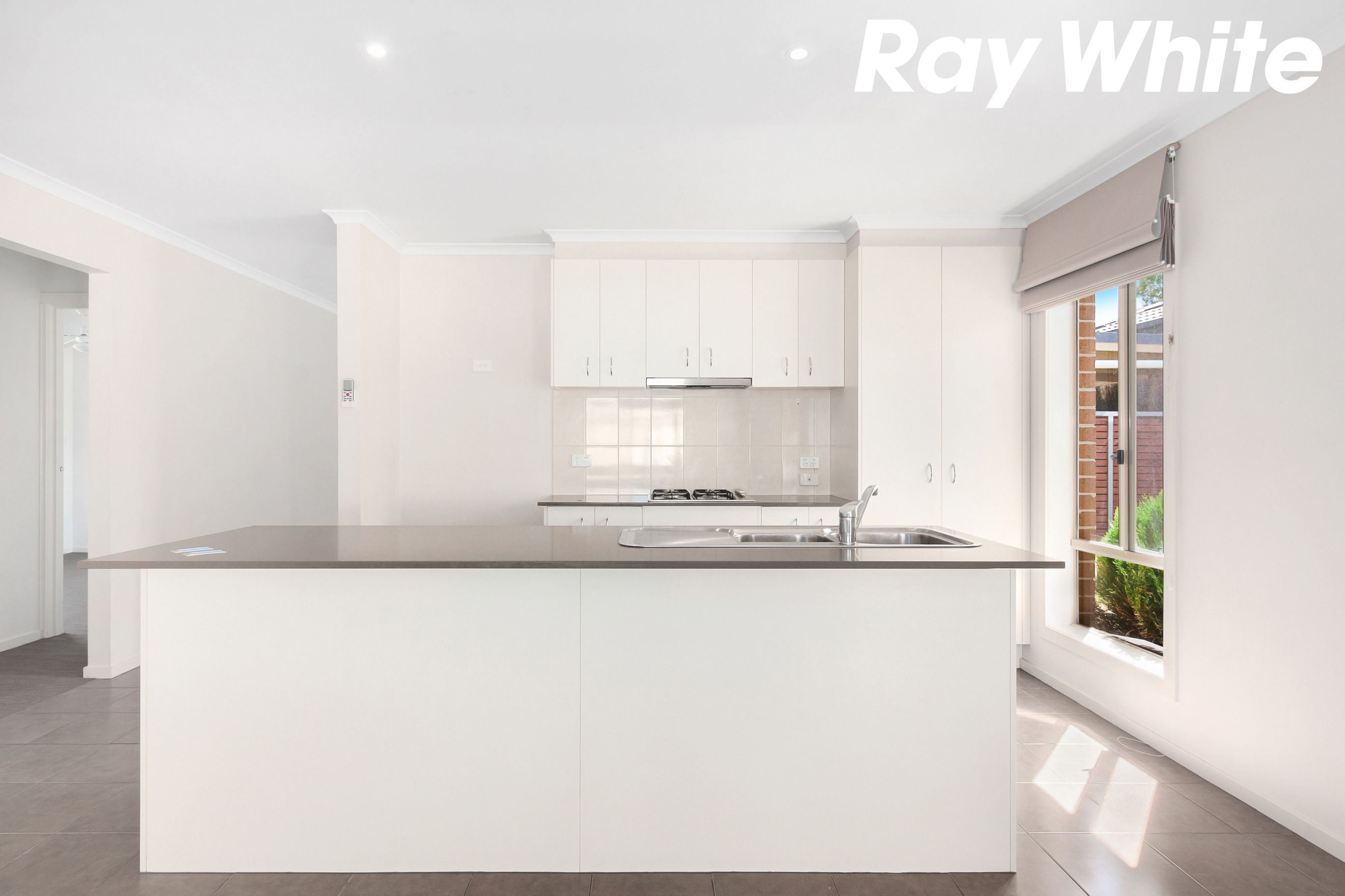 2 Nepeta Way, Pakenham, VIC 3810