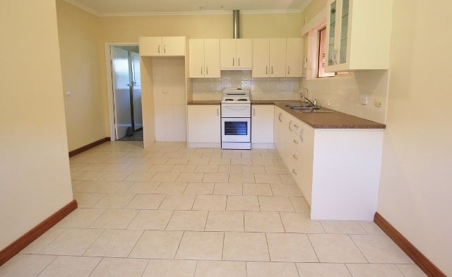 16 McMahon Place, Seaton, SA 5023
