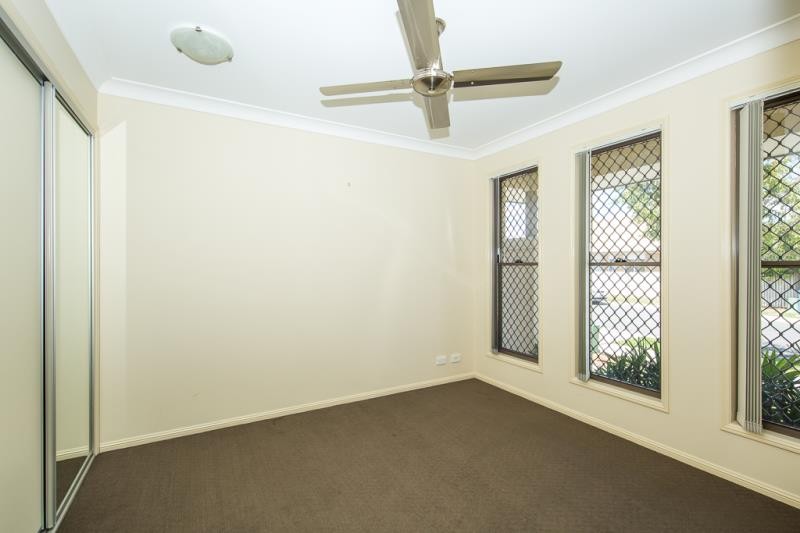 52 Somerset Drive, Carseldine, QLD 4034