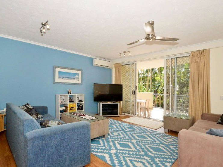 10 Alexandra Avenue, Mermaid Beach QLD 4218