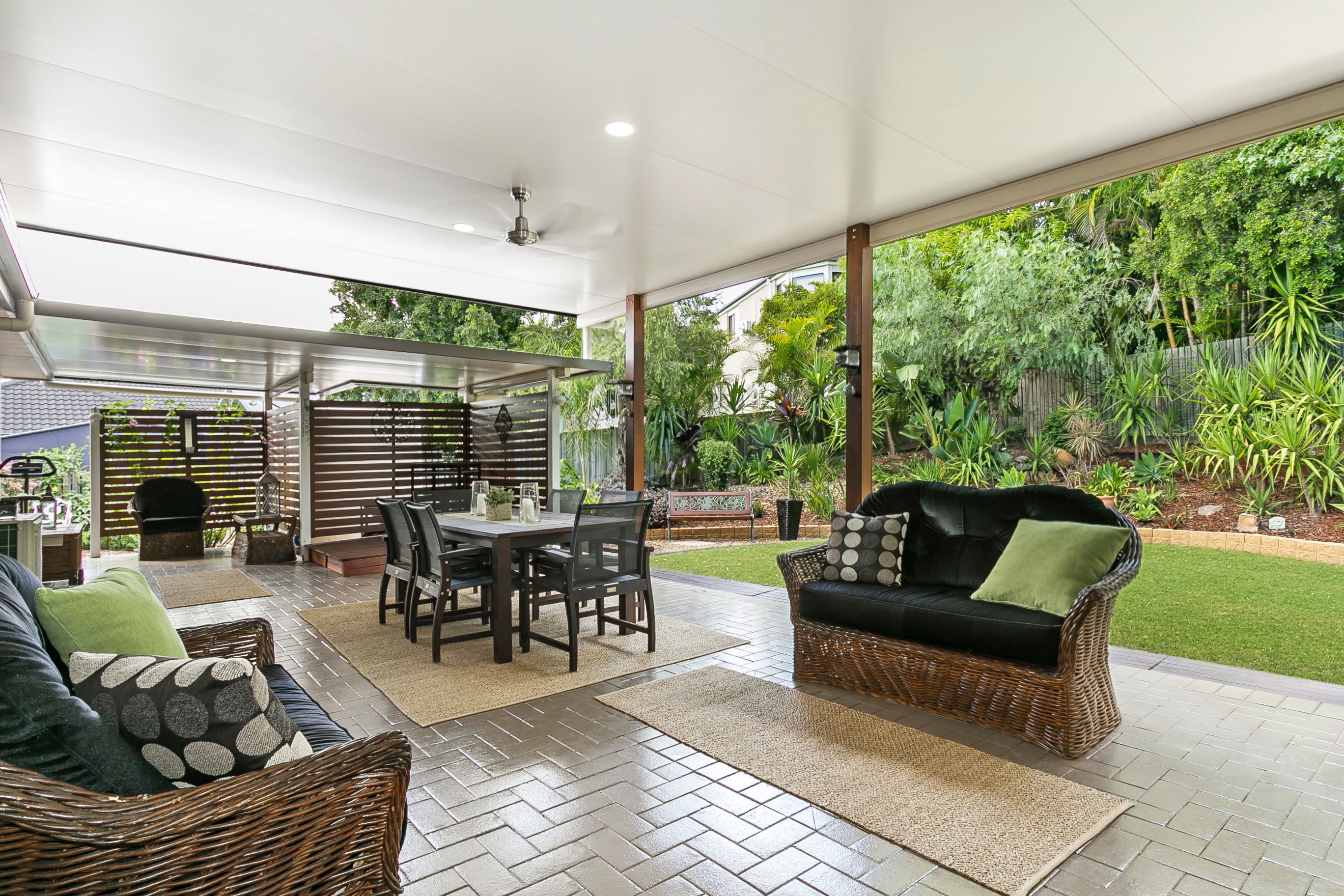 6 Elamang Close, Sinnamon Park, QLD 4073