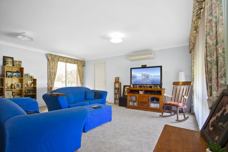 62 Melaleuca Crescent