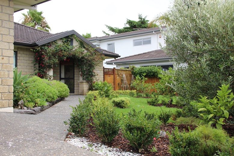 6 English Oak Drive, Albany, North Shore City