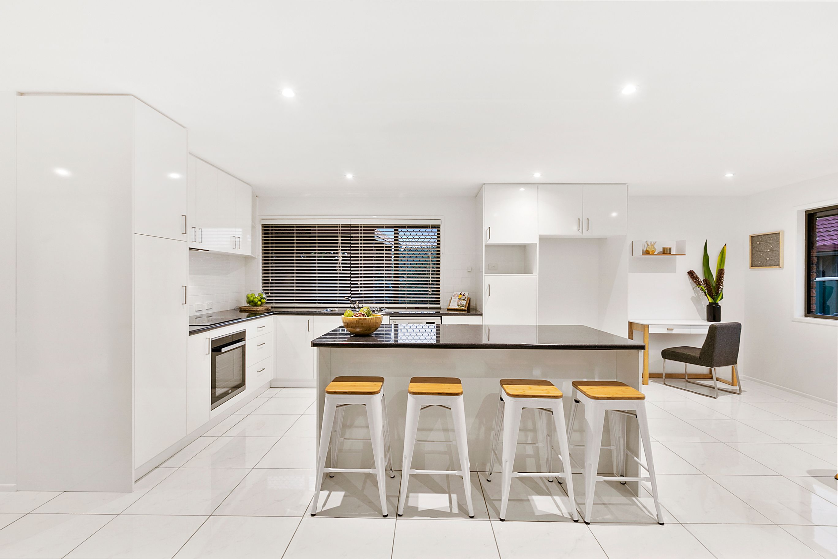 19 Helemon Street, Belmont, QLD 4153