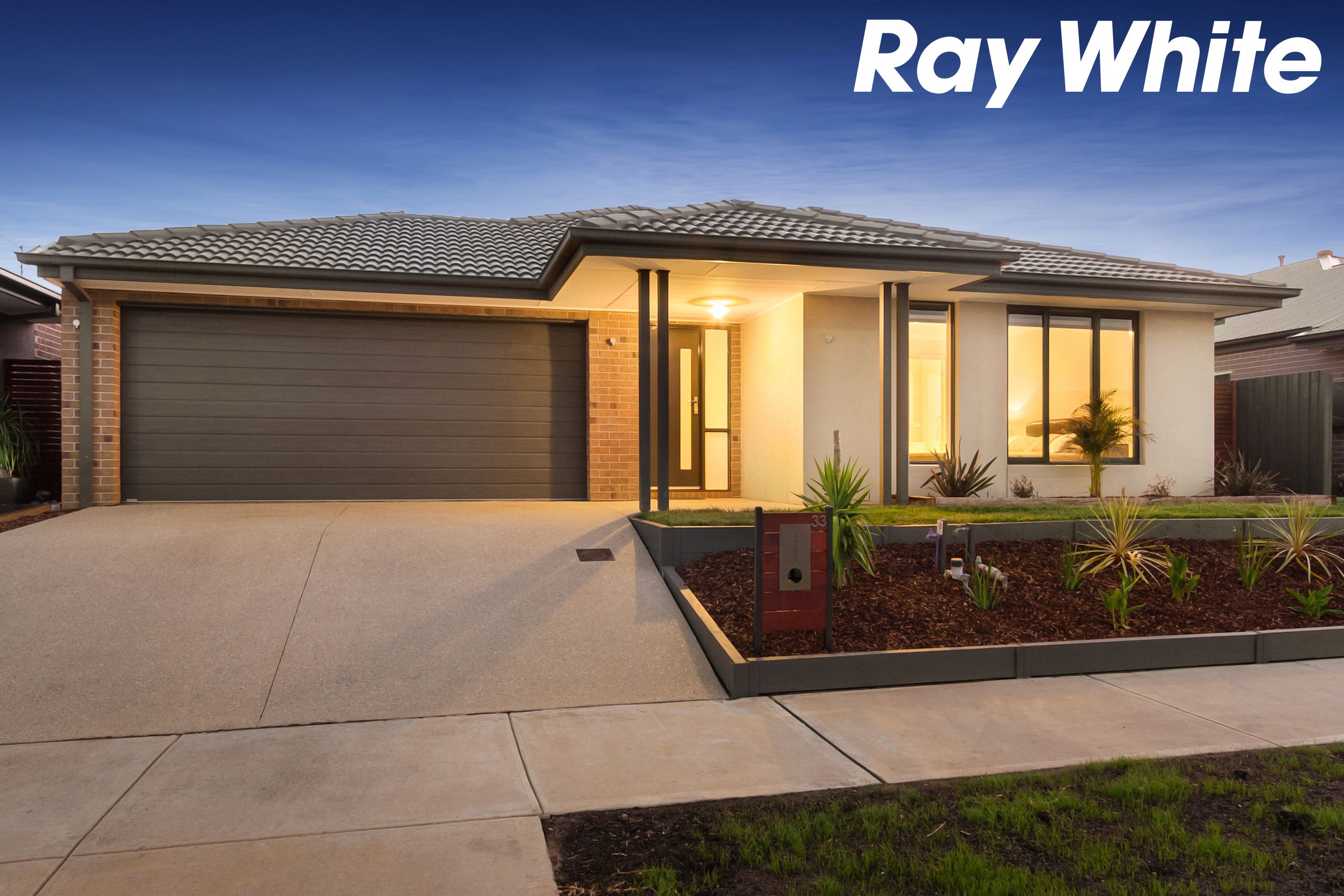 33 Joanne Way, Officer, VIC 3809