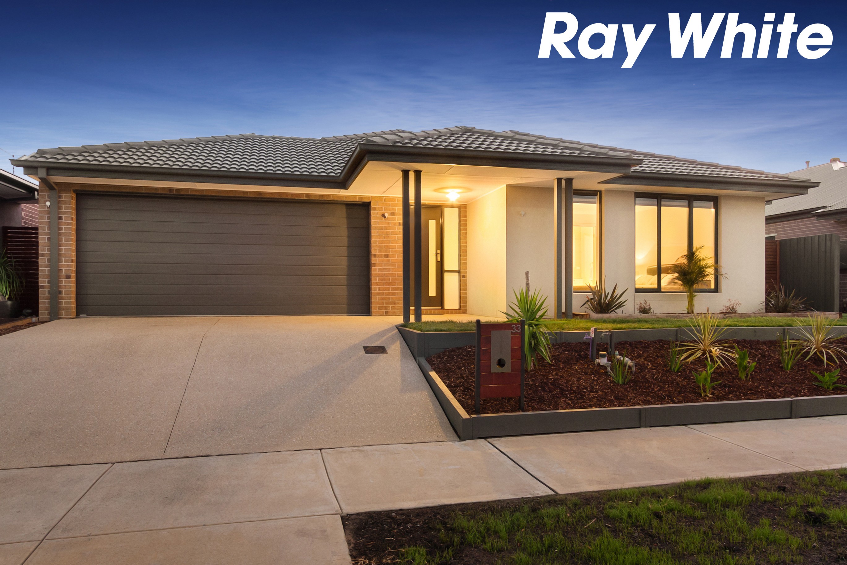 33 Joanne Way, Officer, VIC 3809