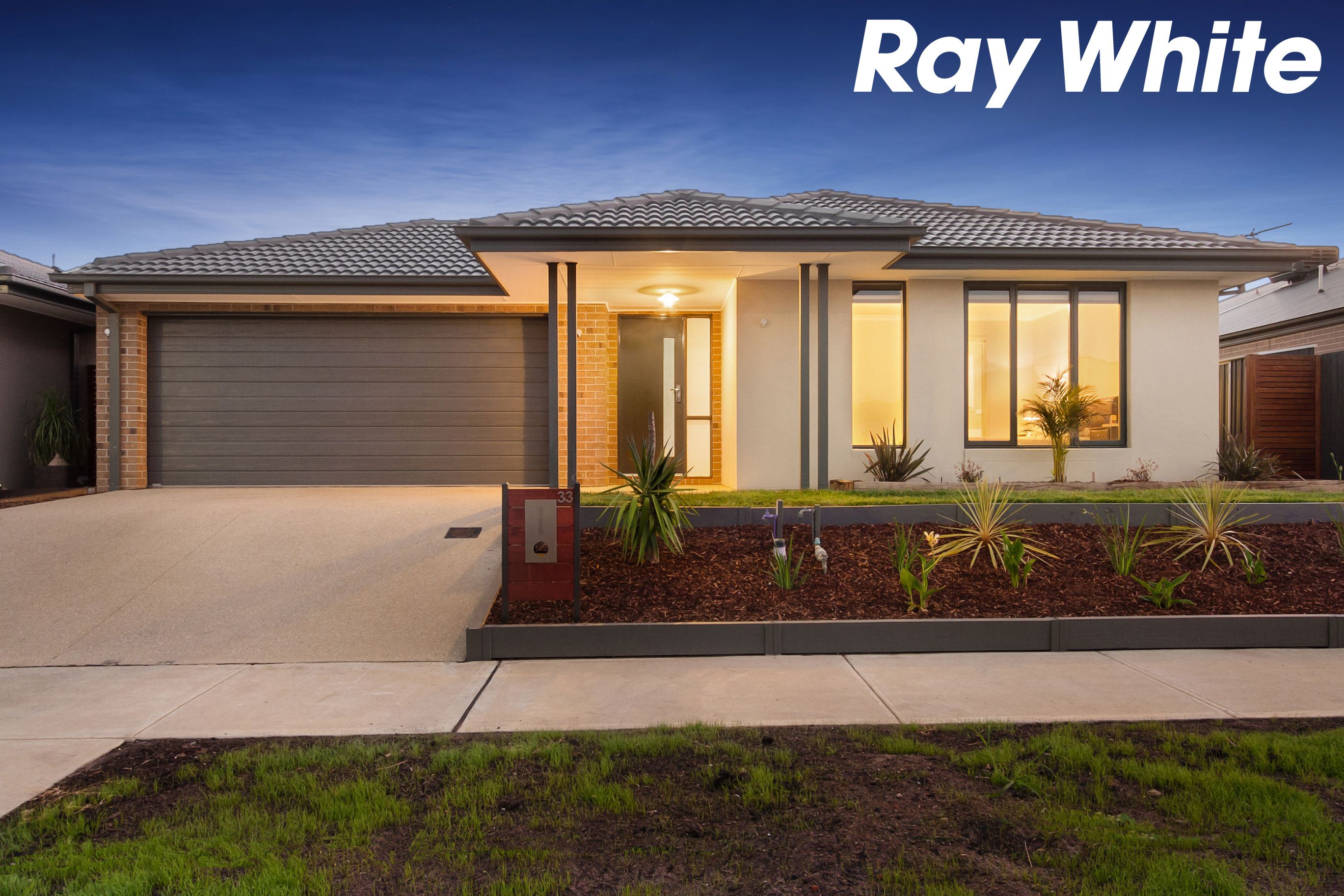 33 Joanne Way, Officer VIC 3809