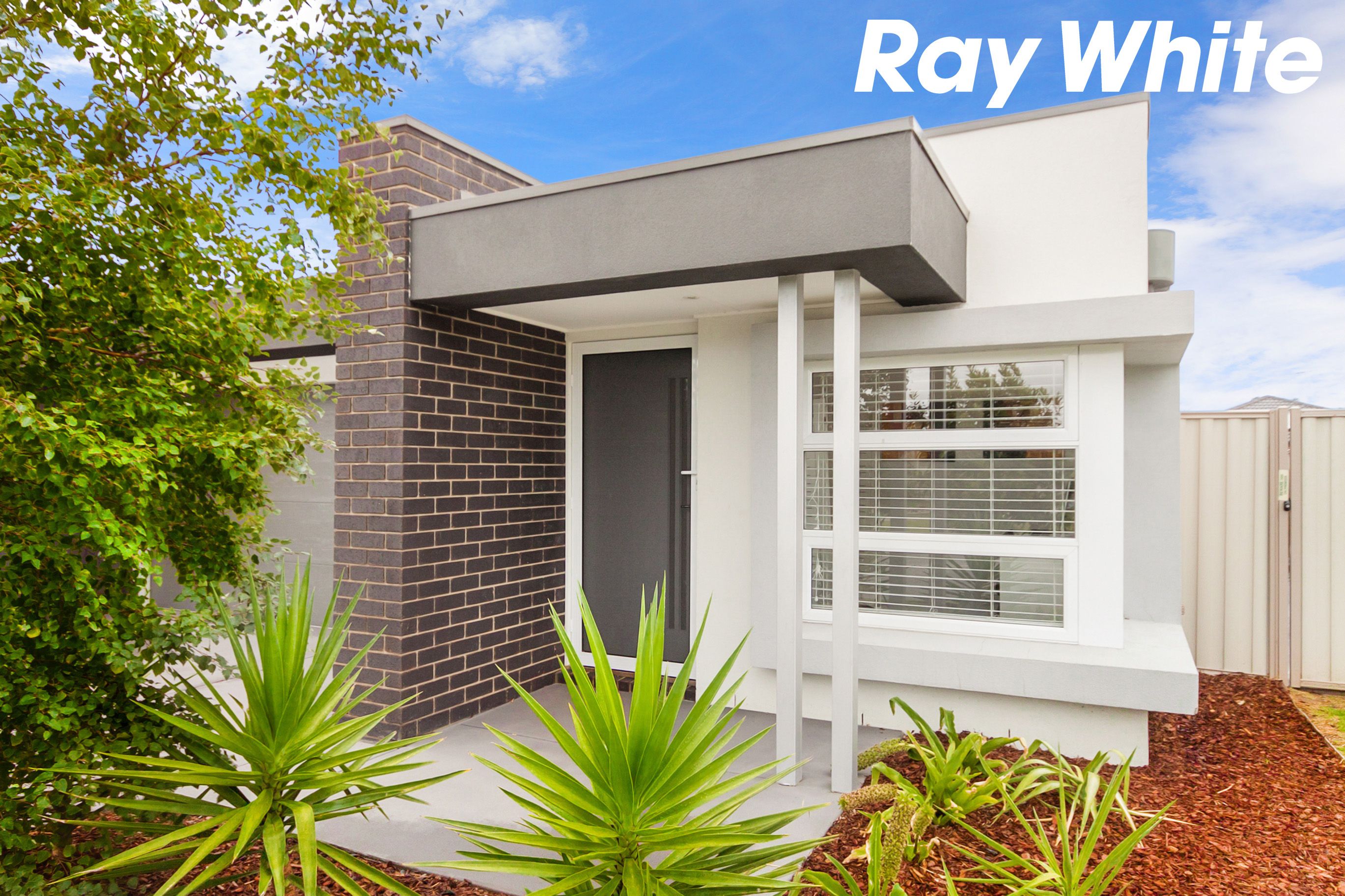 20 Celebration Circuit, Pakenham, VIC 3810