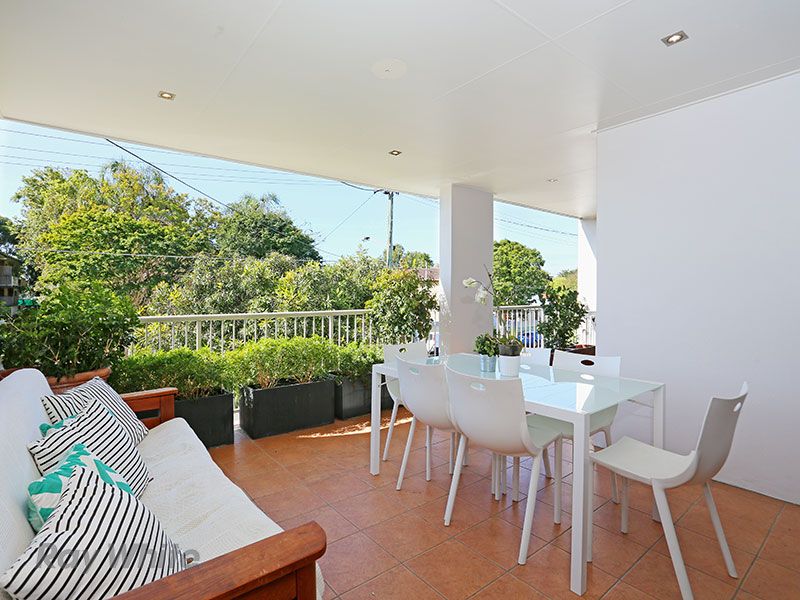 11 Wongara Street, Clayfield QLD 4011