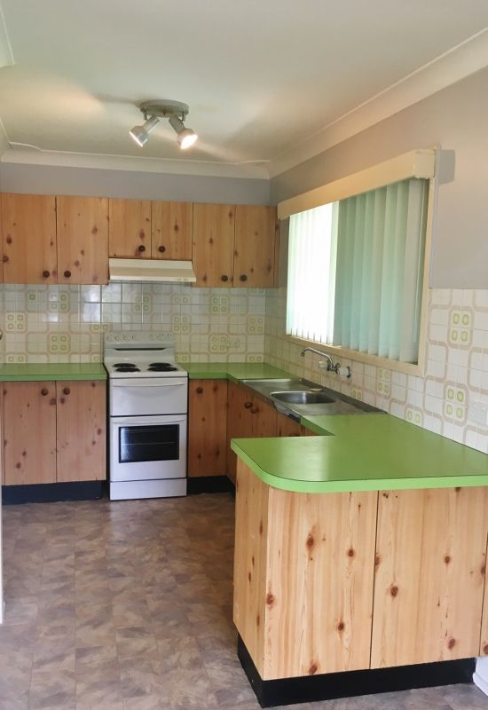 12 Penguin Road, Blue Haven, NSW 2262
