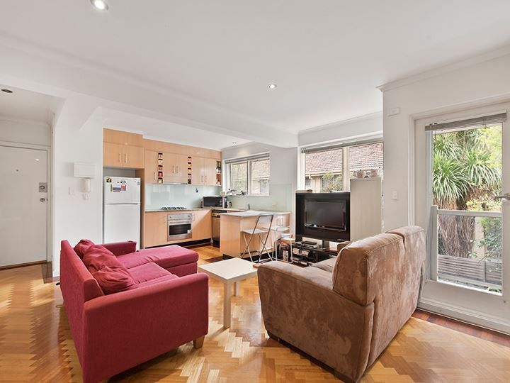 10/21 Royal Avenue, Glen Huntly, VIC 3163