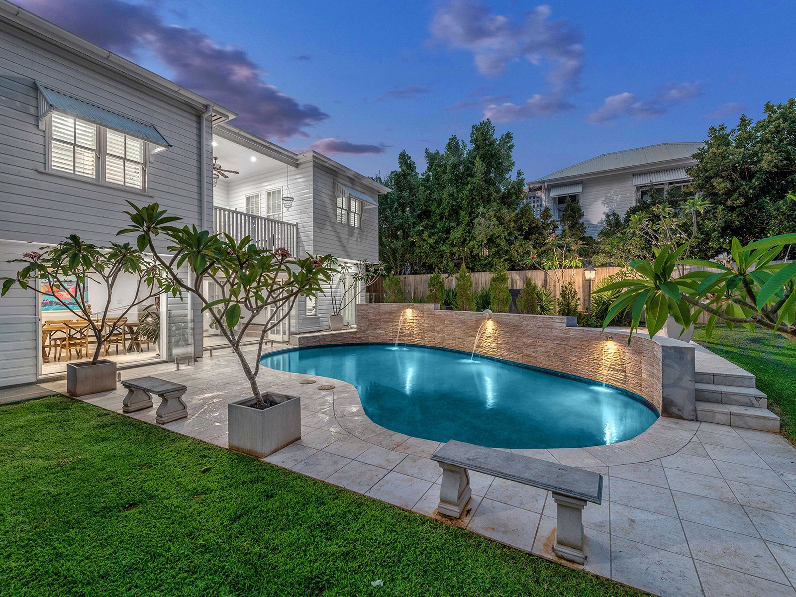 18 Dora Street, Hendra, QLD 4011