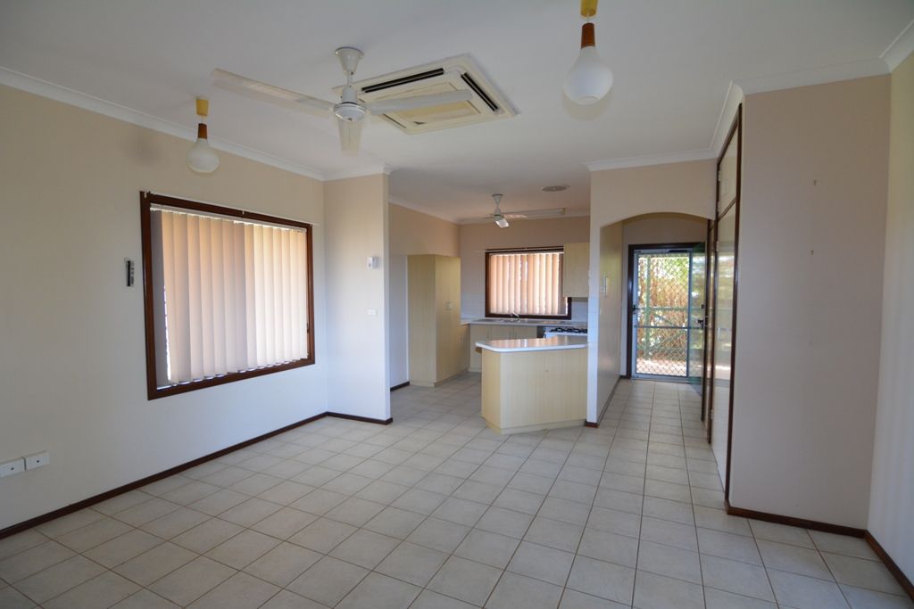 17 Granberry Drive, Carnarvon, WA 6701