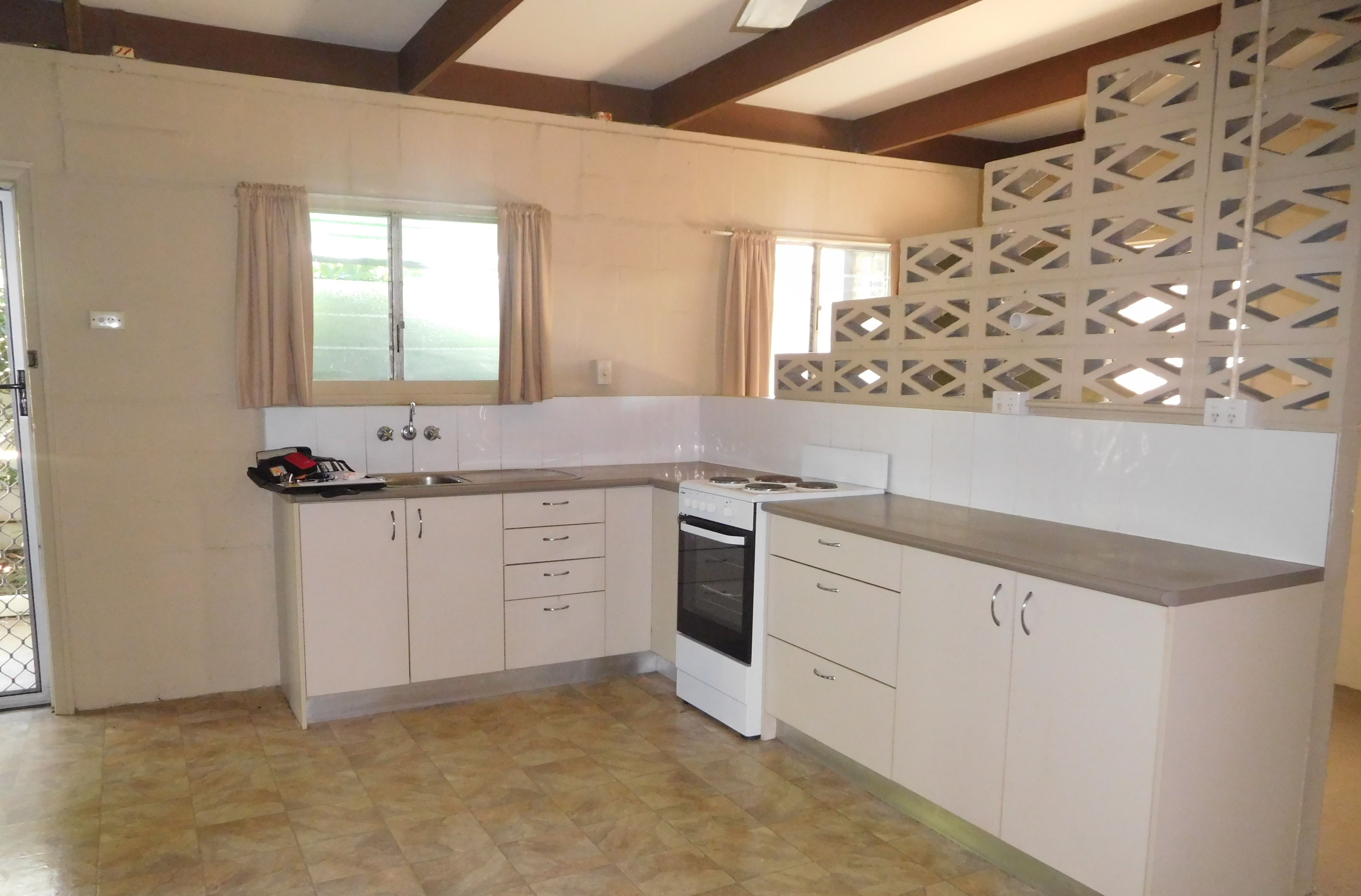 31 Shoreham Street, Pialba, QLD 4655