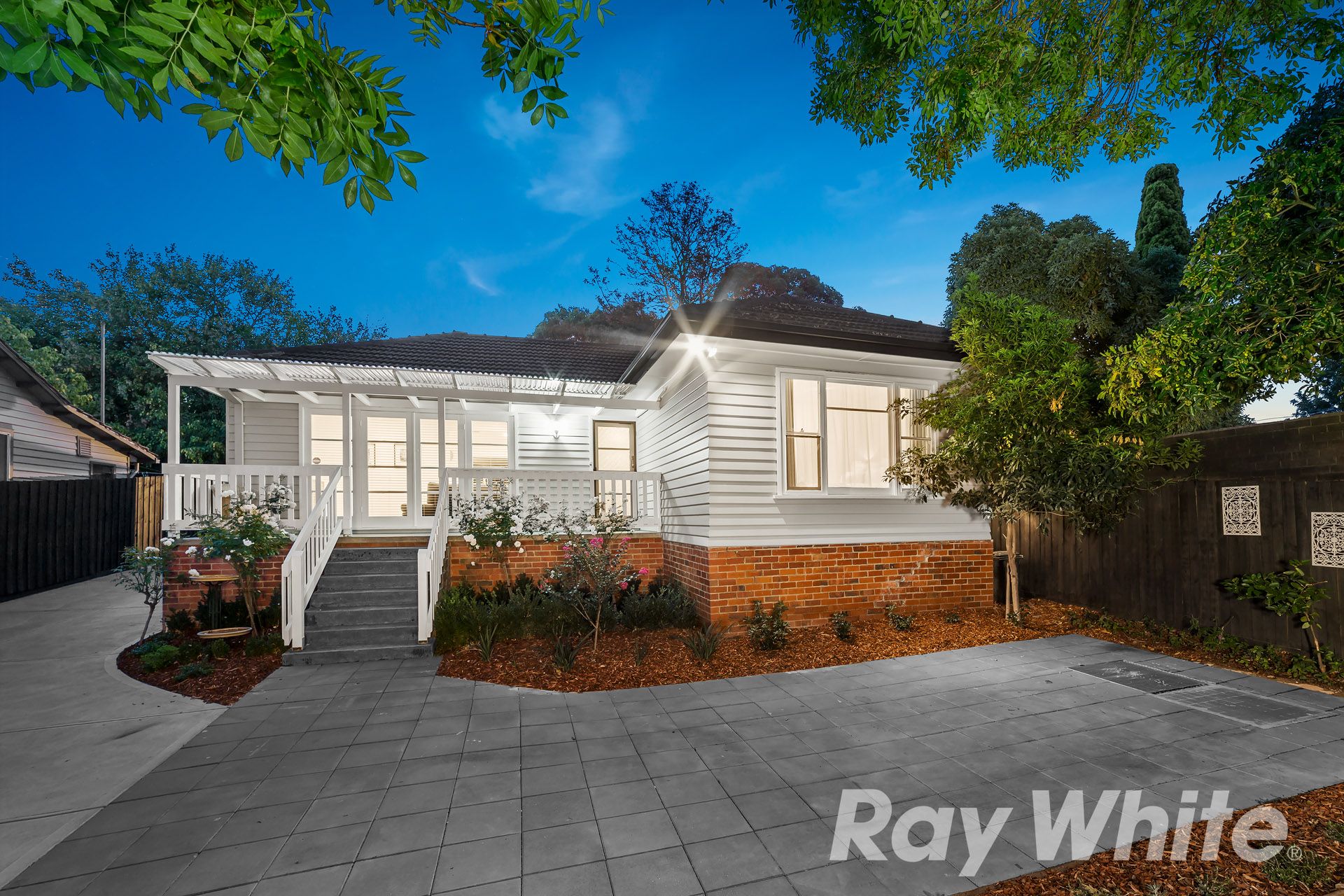 119 Greensborough Road, Macleod VIC 3085