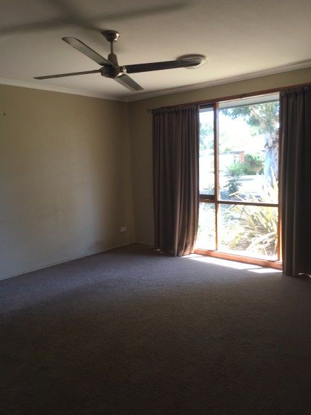 6 Bridle Place, Pakenham, VIC 3810